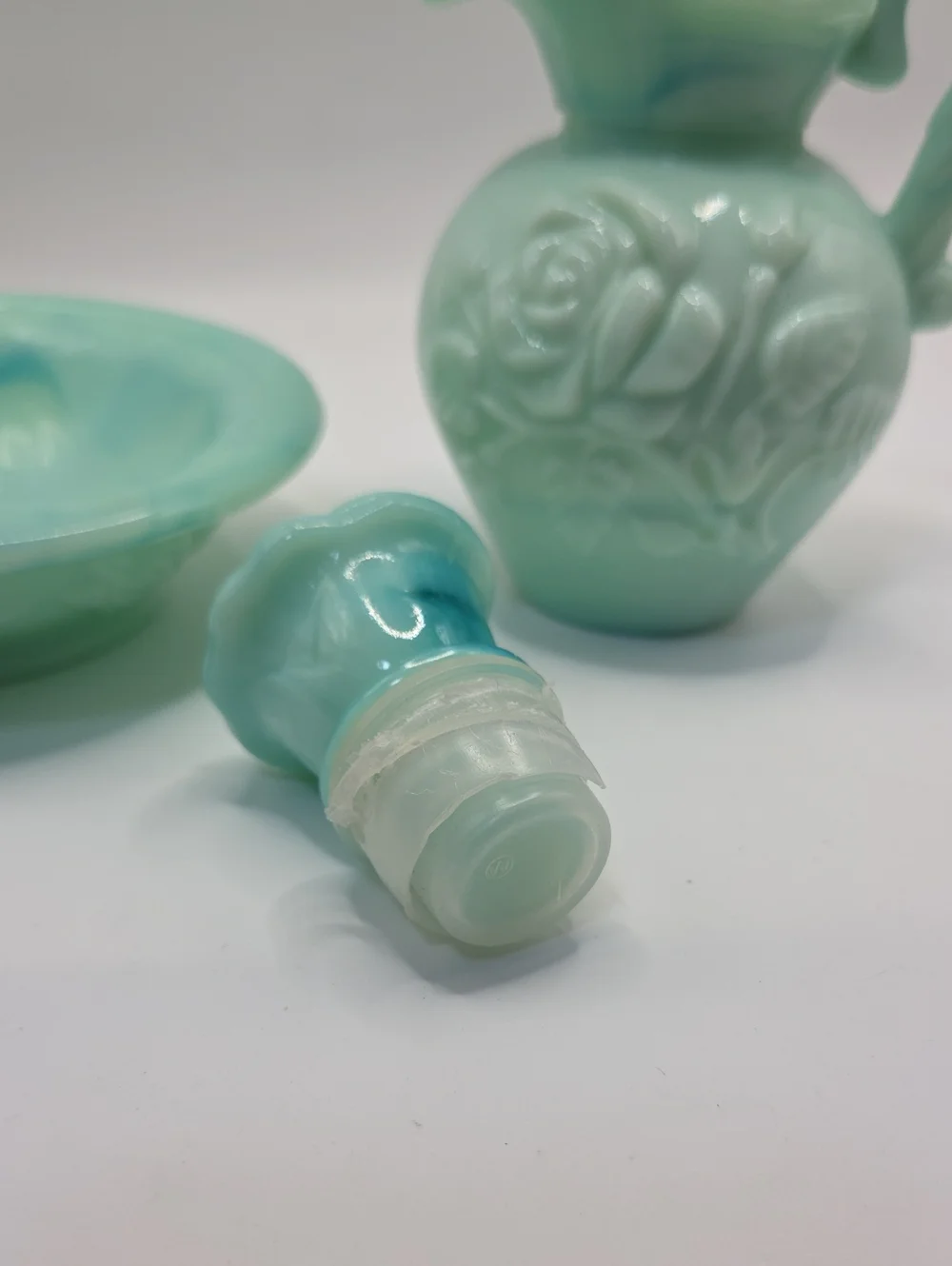 Avon Victorian Rose Milk Glass Pitcher And Bowl Teal Vintage